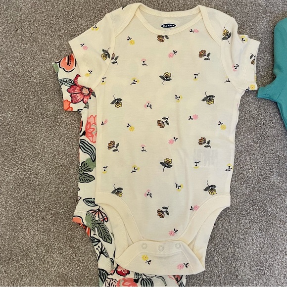 Bodysuit bundle - Picture 2 of 4